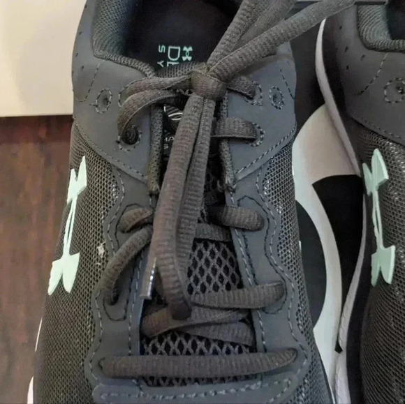 Under Armour Women's UA Charged Assert 10 Running Shoes - Picture 4 of 9